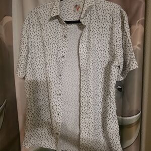 Men's Casual White and Black Patterned Shirt